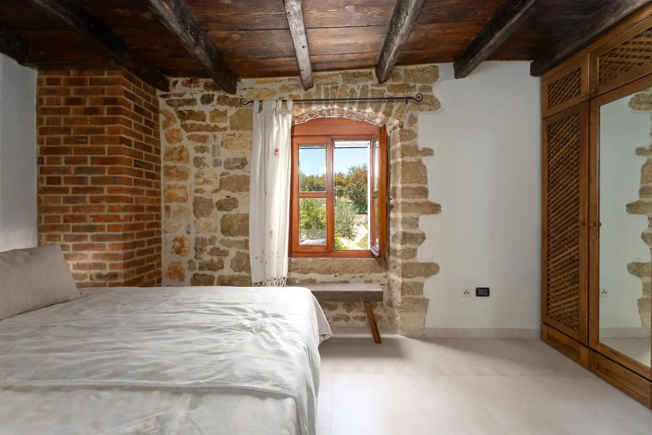 Casa-Pietra Porec Montižana 0*,  كرواتيا