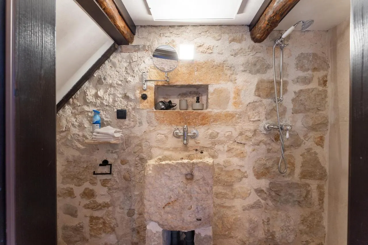 Casa-Pietra Porec Montižana 0*,